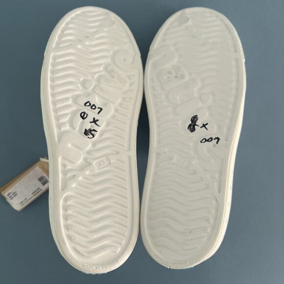 Native Jefferson Shell White Slip-On EVA Unisex Sneakers - Picture 9 of 11